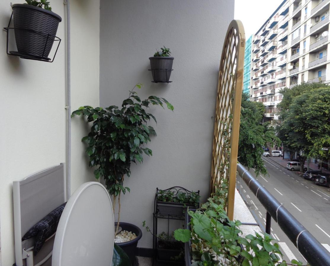 Chloe'S Rooms Cagliari Exterior photo